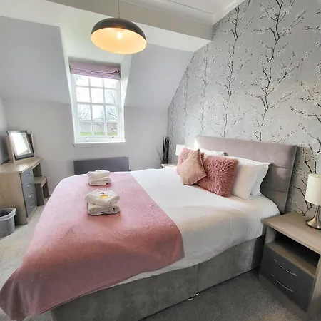 아파트 14 Feversham House Stylish 1-bed With Minster Views - Pass The Keys 요크
