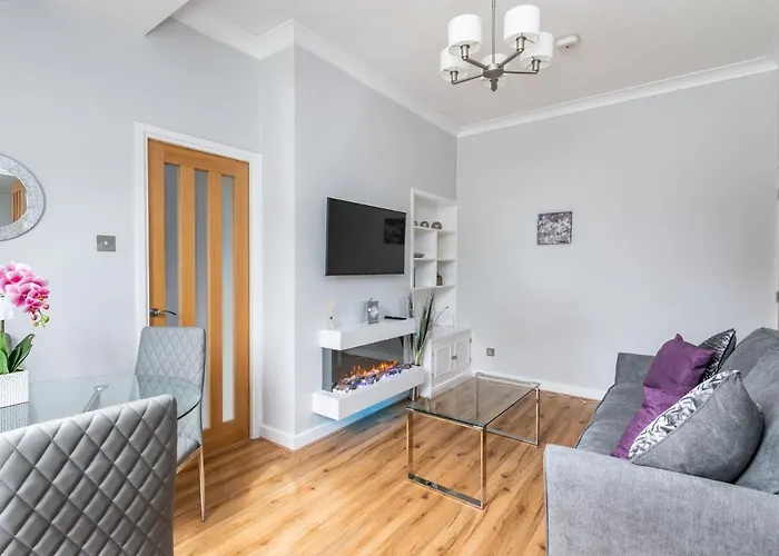 14 Feversham House Stylish 1-bed With Minster Views - Pass The Keys Appartamento *