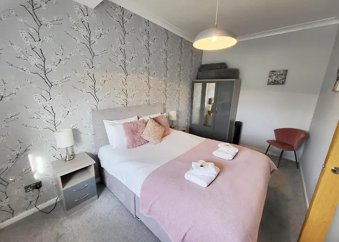 14 Feversham House Stylish 1-bed With Minster Views - Pass The Keys * York