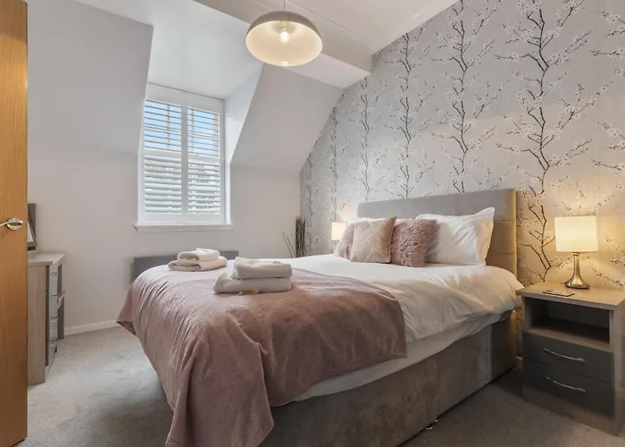 14 Feversham House Stylish 1-bed With Minster Views - Pass The Keys * York
